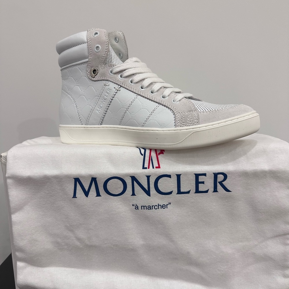 Moncler Bordeaux Scarpa Hightop Sneakers - New in box, size 40
